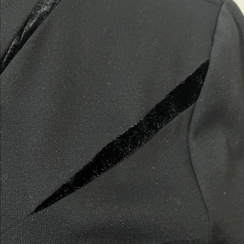 Black Short Sleeve Sheath Dress Round Neckline Velvet Accents Tailored Form Fit - Picture 5 of 9